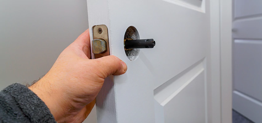 Nighttime Locksmith For Lock Repair in Fairview, CA