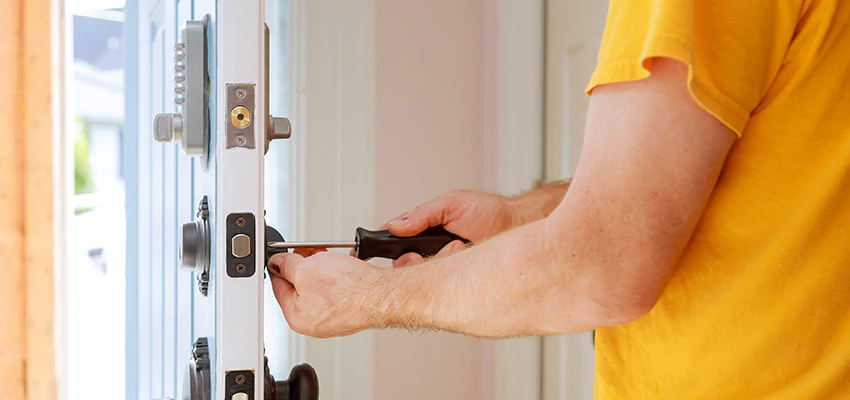 Eviction Locksmith For Key Fob Replacement Services in Fairview, CA